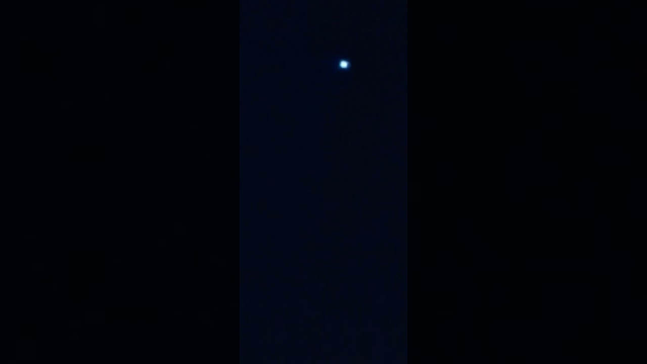 CHARIOT (UFO🛸) OVER THE HOUSE👀#UFO#spaceship
