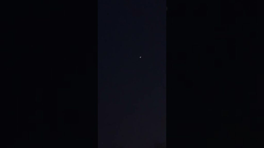 UFO 🛸(CHARIOT) OF THE LORD PASSES OVER THE HOUSE!!! 5/9/24 #ufo#bible