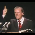Billy Graham – Who is Jesus? –  Chicago 1971