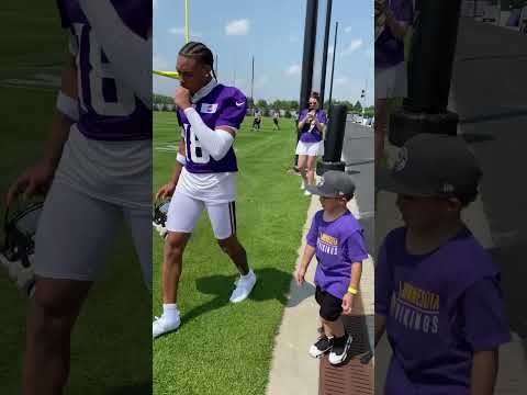 Justin Jefferson is ready for practice 🏈