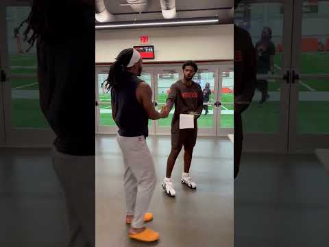 MJ made sure to welcome Shedeur Sanders aboard