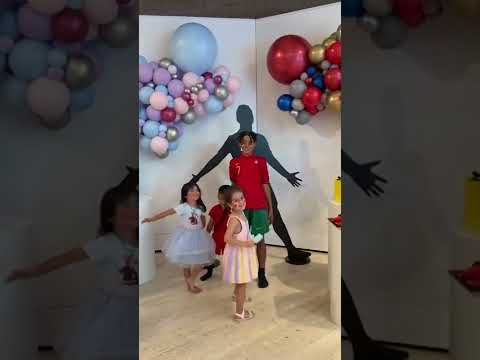 Ronaldo’s family hitting the SIUUUU 🥺