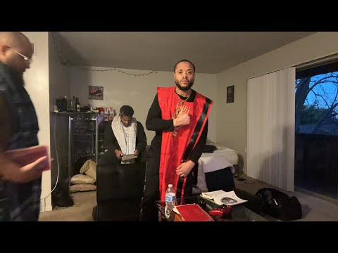 Multiple wives, icons, prophecy